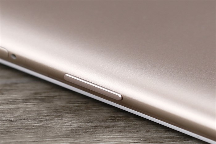 Điện thoại OPPO A83 2018 16GB (không tai nghe)