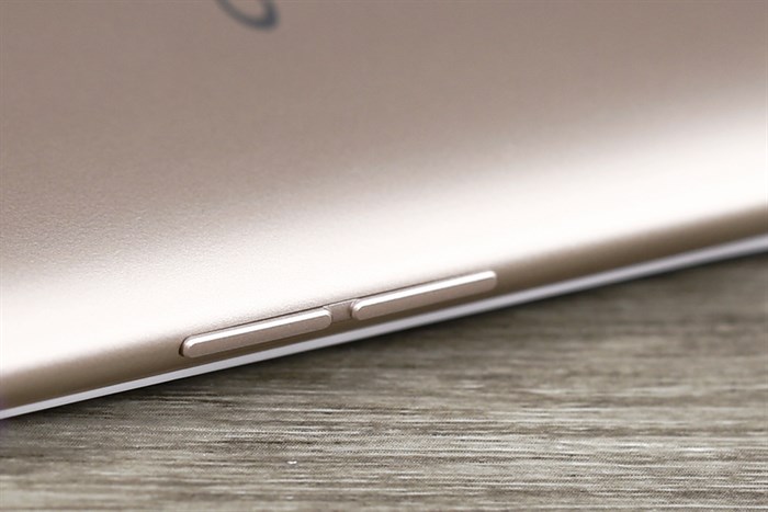 Điện thoại OPPO A83 2018 16GB (không tai nghe)