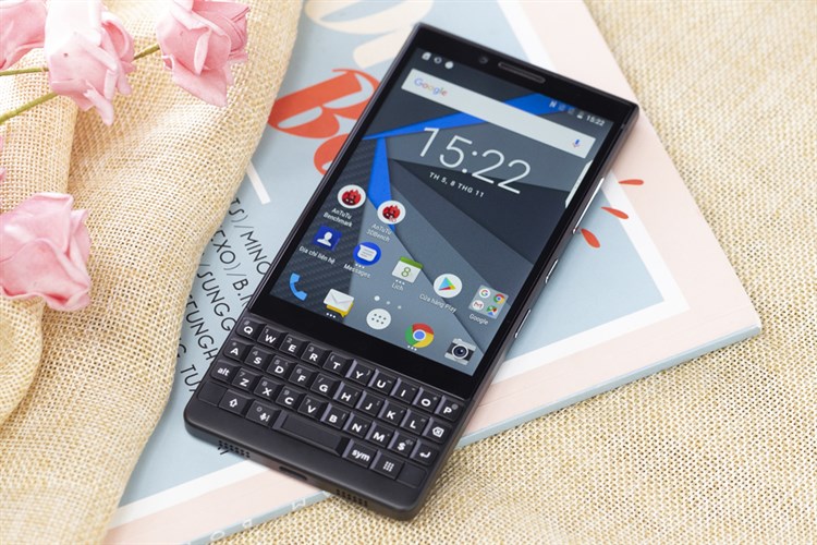 Điện thoại BlackBerry KEY2