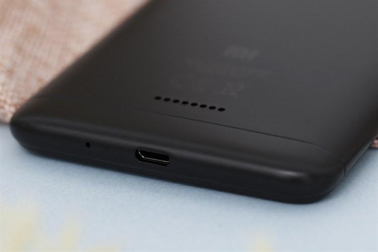 Điện thoại Xiaomi Redmi 6 Màu Đen