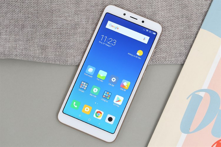 Điện thoại Xiaomi Redmi 6 Màu Vàng