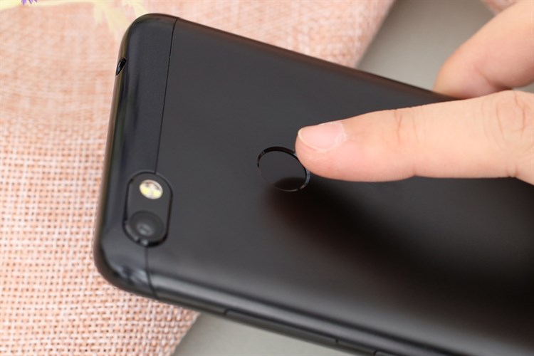 Điện thoại Itel S12