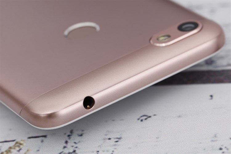 Điện thoại Itel S12