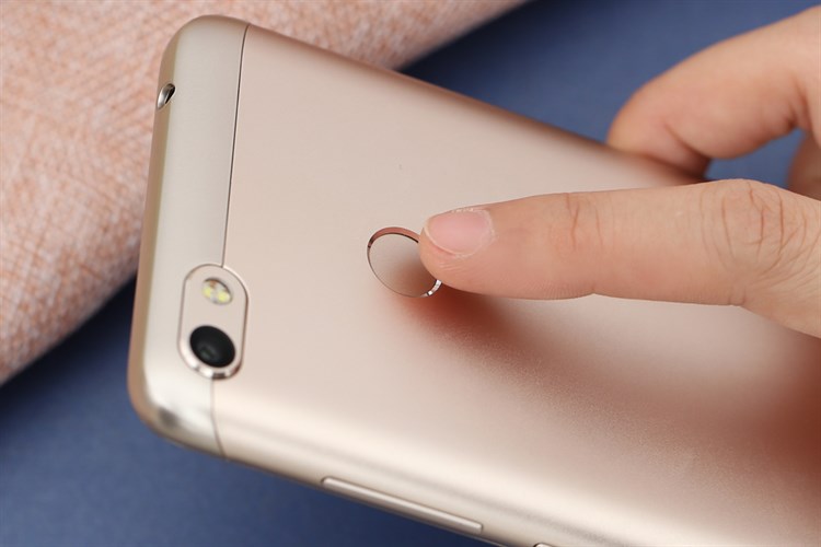 Điện thoại Itel S12