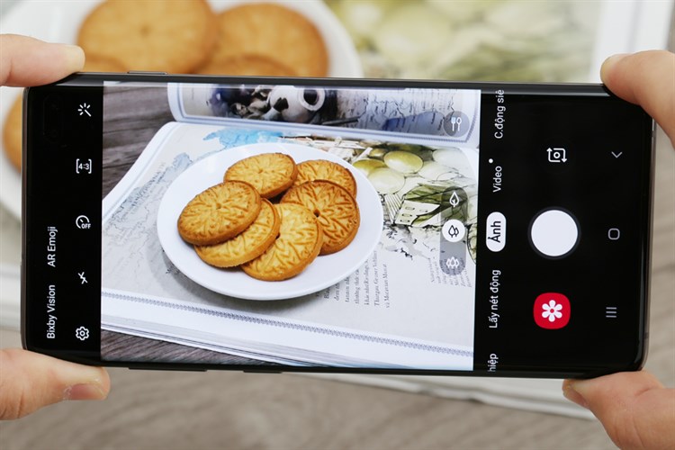 Điện thoại Samsung Galaxy S10+ Màu Đen