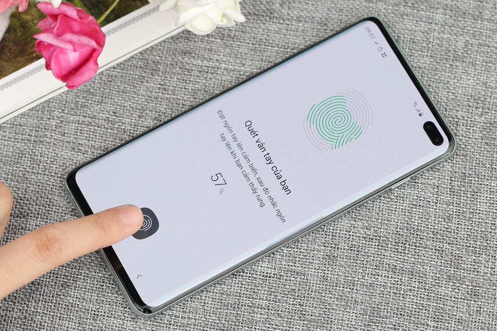 Điện thoại Samsung Galaxy S10+ Màu Xanh lá
