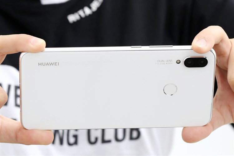 Điện thoại Huawei Nova 3i