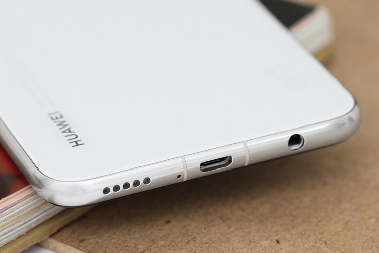 Điện thoại Huawei Nova 3i