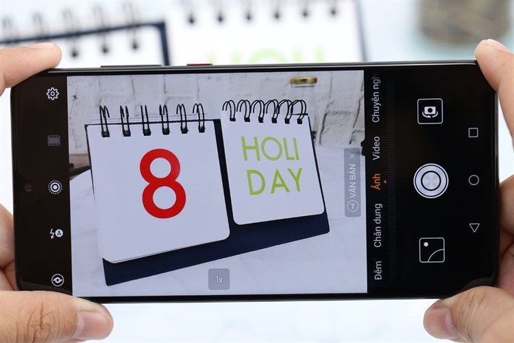 Điện thoại Huawei Mate 20 Màu Đen