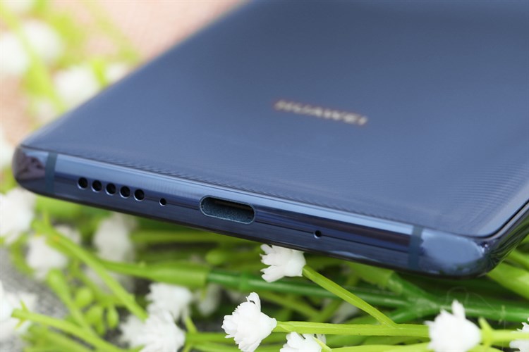 Điện thoại Huawei Mate 20 Màu Xanh Dương