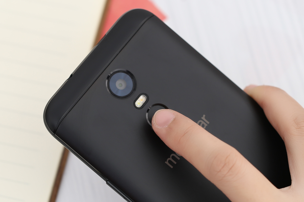 Điện thoại Mobiistar E1