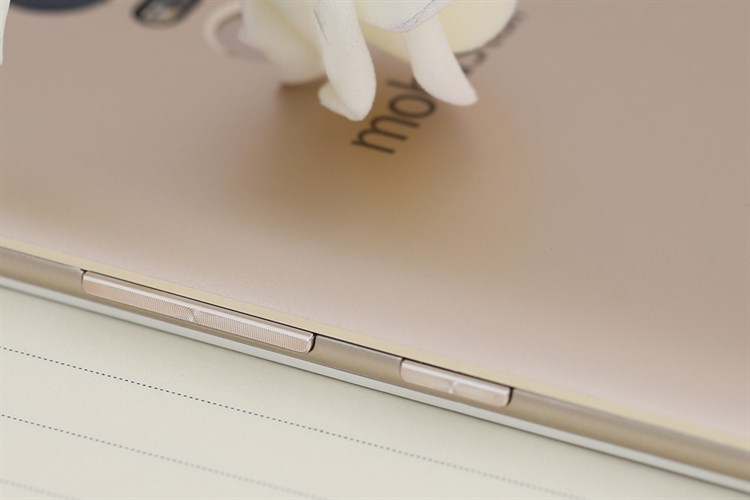 Điện thoại Mobiistar E1