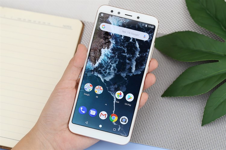 Điện thoại Xiaomi Mi A2 Màu Vàng