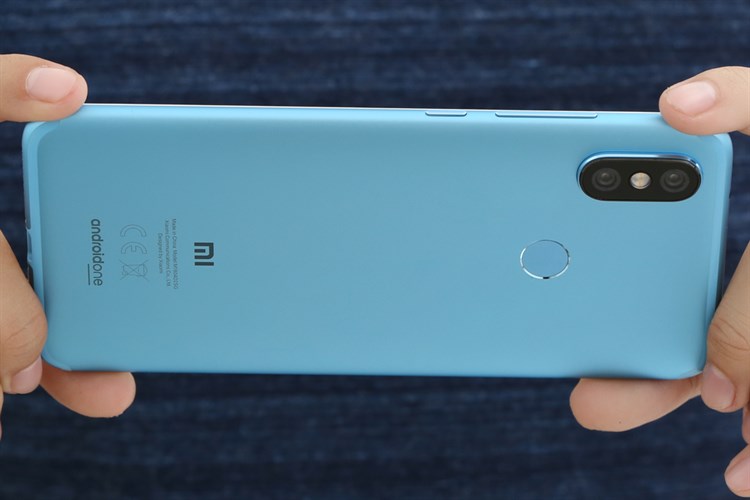 Điện thoại Xiaomi Mi A2 Màu Xanh Dương