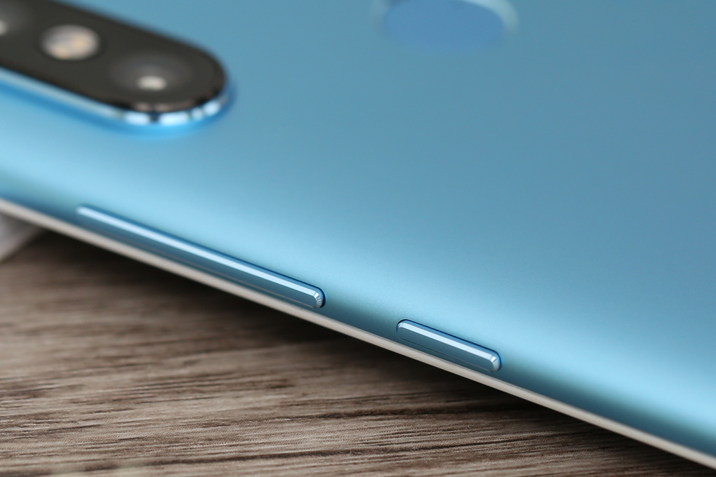 Điện thoại Xiaomi Mi A2 Màu Xanh Dương