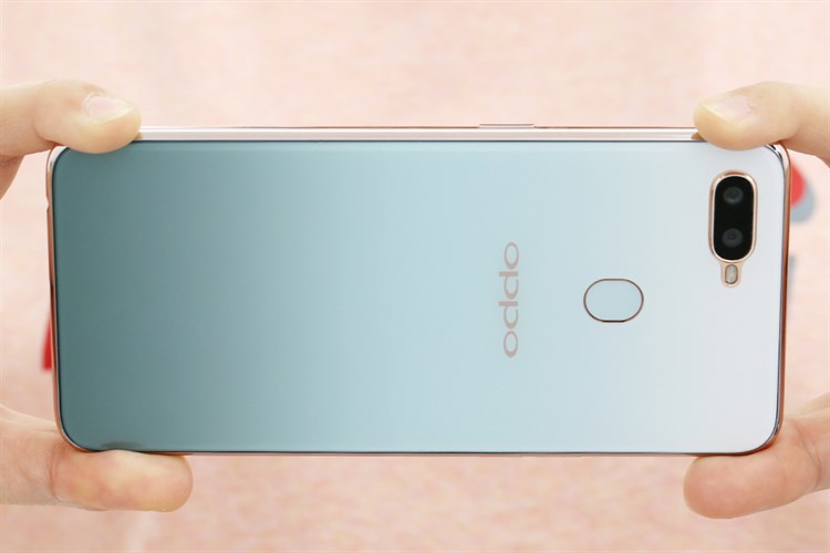 Điện thoại OPPO F9 Màu Xanh ngọc