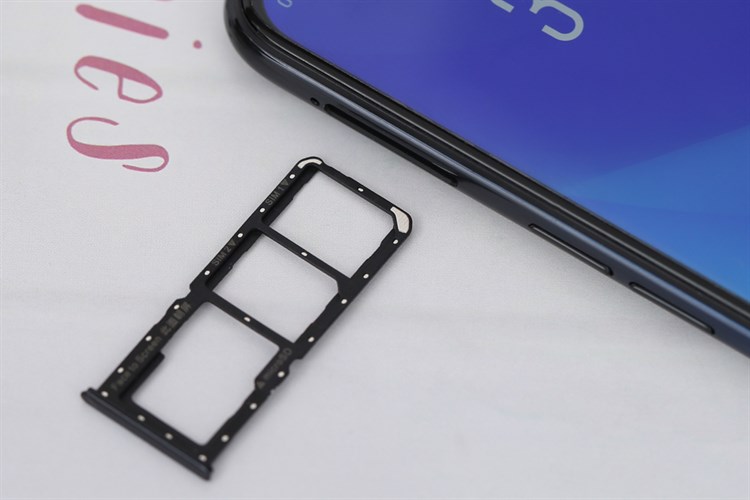 Điện thoại OPPO F9 Màu Xanh Dương