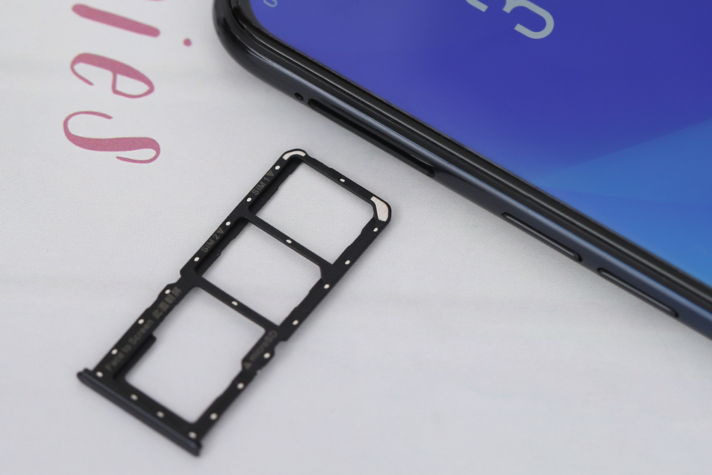OPPO F9 - 34