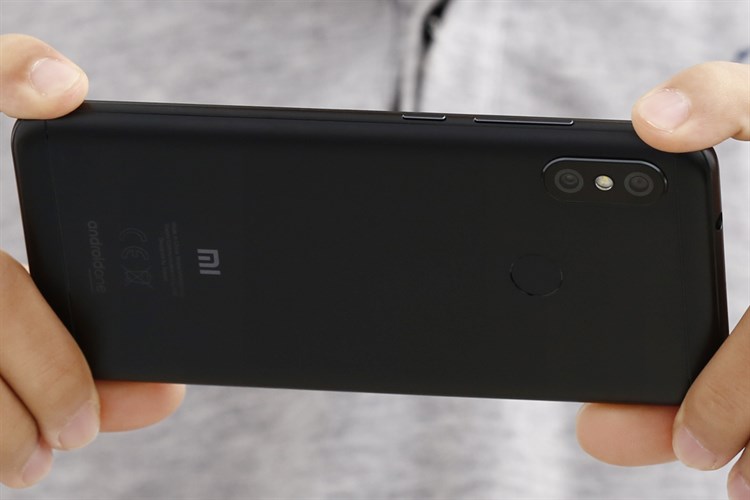 Điện thoại Xiaomi Mi A2 Lite Màu Đen