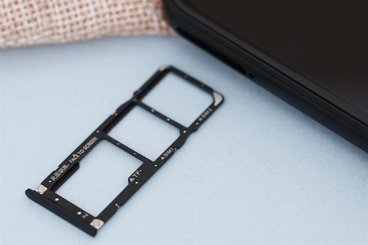 Điện thoại Xiaomi Mi A2 Lite Màu Đen