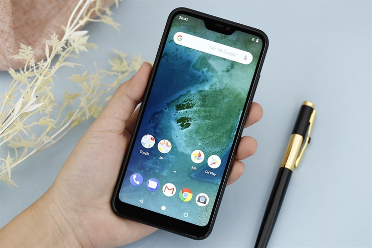 Điện thoại Xiaomi Mi A2 Lite Màu Đen