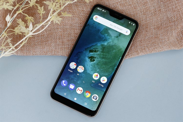 Điện thoại Xiaomi Mi A2 Lite Màu Vàng