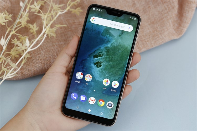 Điện thoại Xiaomi Mi A2 Lite Màu Vàng