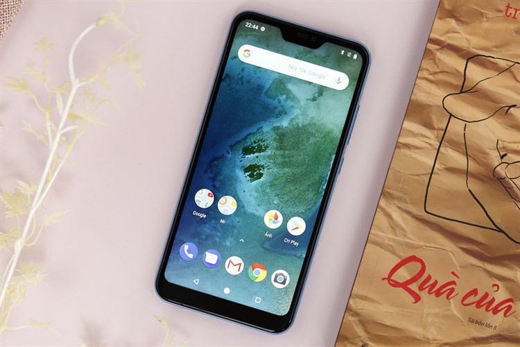 Điện thoại Xiaomi Mi A2 Lite Màu Xanh Dương