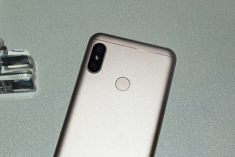 Thời lượng pin Xiaomi Mi A2 Lite