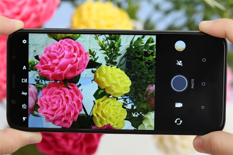 Điện thoại HTC U12 life