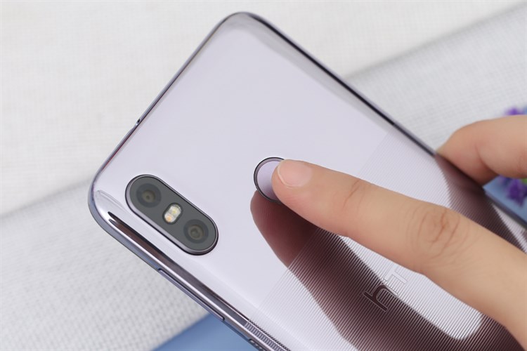 Điện thoại HTC U12 life