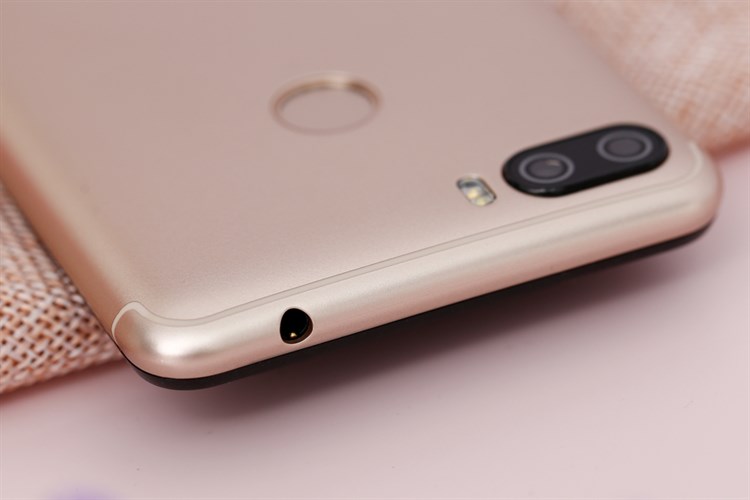 Điện thoại Itel P32