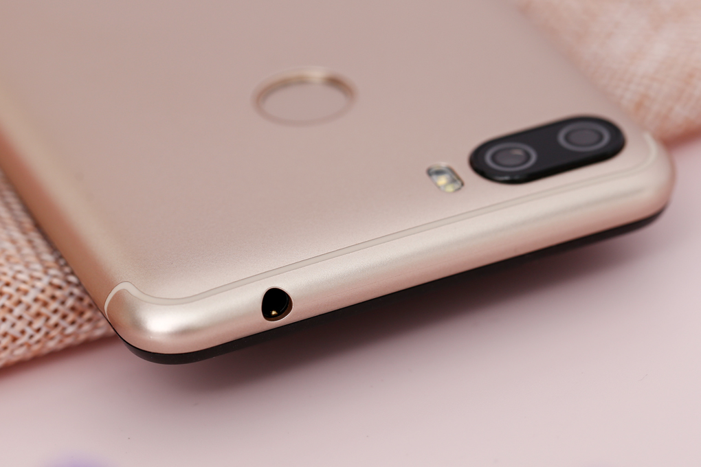 Điện thoại Itel P32