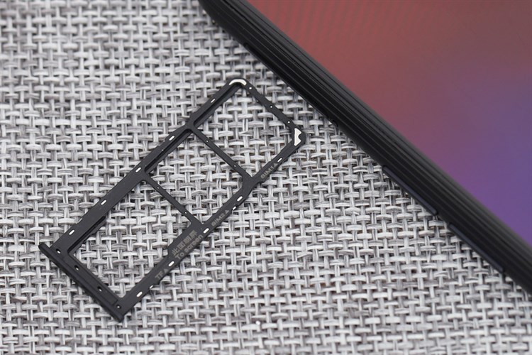 Điện thoại realme 2 3GB/32GB