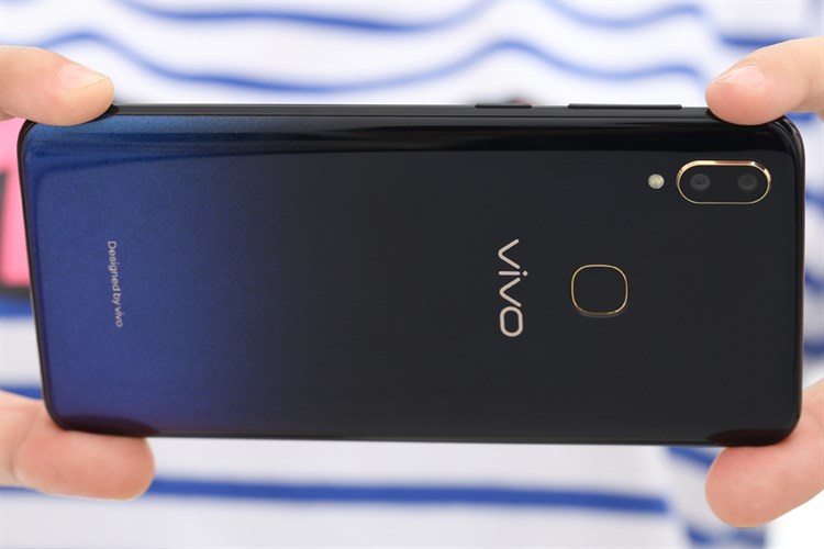 Điện thoại Vivo V11i Màu Xanh Dương