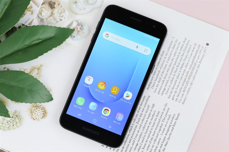 Điện thoại Samsung Galaxy J2 Core Màu Đen