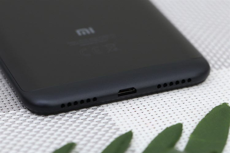 Điện thoại Xiaomi Redmi Note 6 Pro 64GB Màu Đen