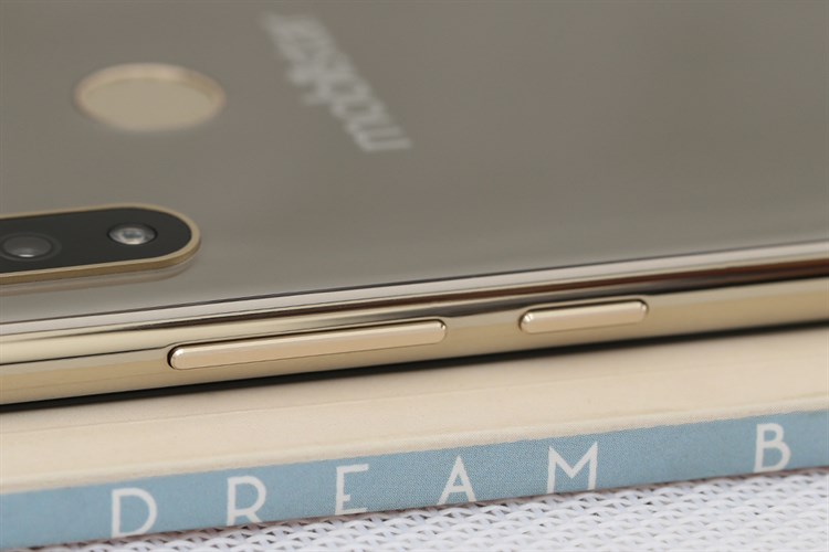 Điện thoại Mobiistar X Màu Vàng đồng