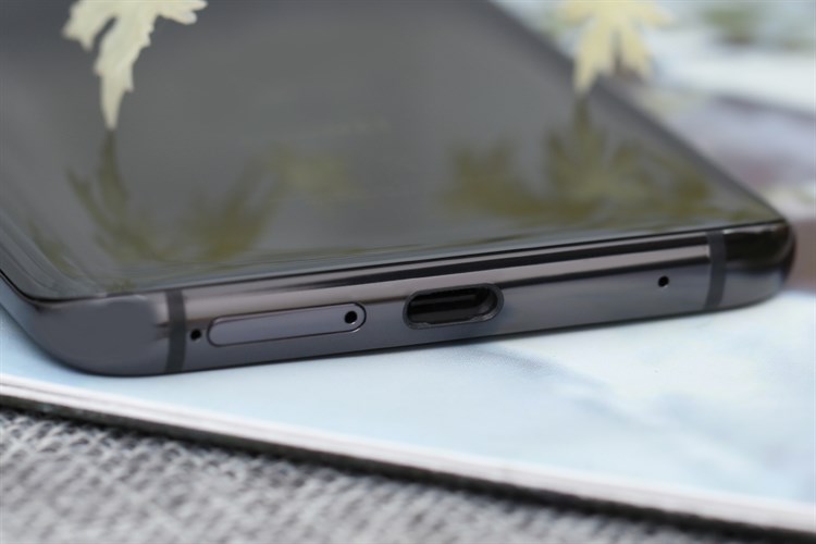 Điện thoại Huawei Mate 20 Pro Màu Đen