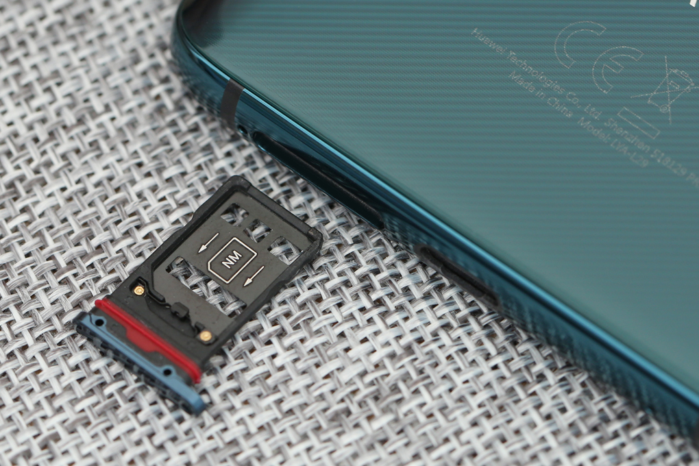 Điện thoại Huawei Mate 20 Pro Màu Xanh lá