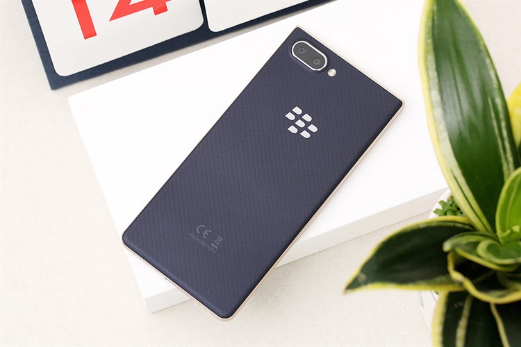 Điện thoại BlackBerry KEY2 LE