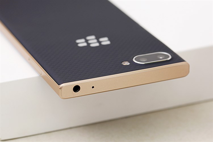 Điện thoại BlackBerry KEY2 LE