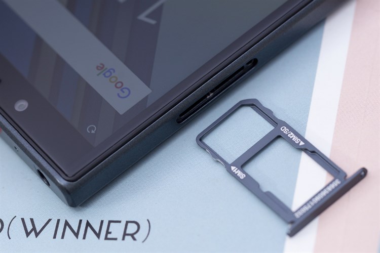 Điện thoại BlackBerry KEY2 LE