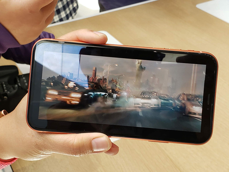 Phone - ទូរស័ព្ទ iPhone Xr 256 GB - កម្លាំងម៉ាសុីនខ្លាំង Phone - ទូរស័ព្ទ iPhone Xr 256 GB - កម្លាំងម៉ាសុីនខ្លាំង