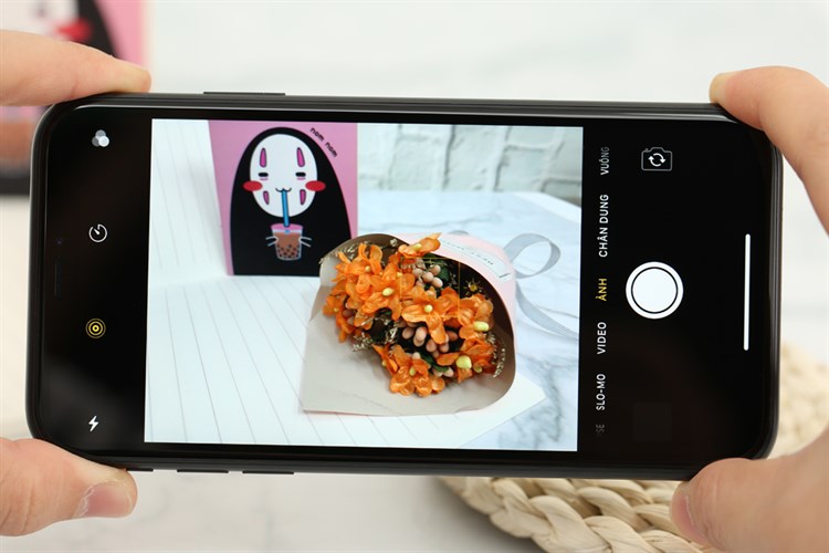 Điện thoại iPhone XR 64GB Màu Đen