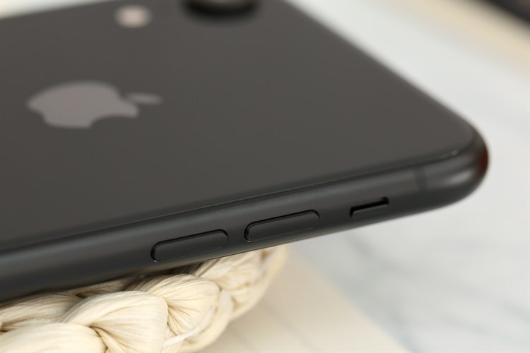 Điện thoại iPhone XR 64GB Màu Đen