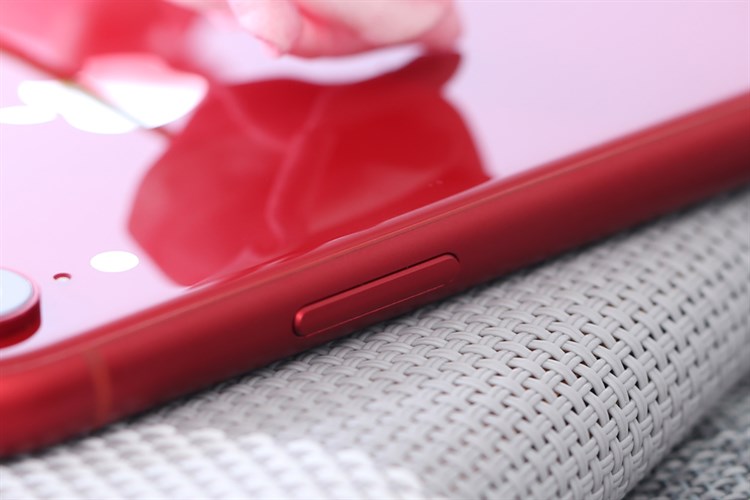Điện thoại iPhone XR 64GB Màu Đỏ