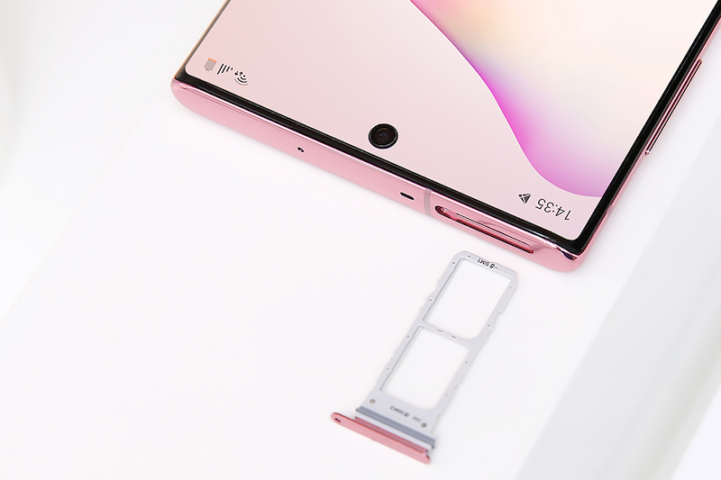 Điện thoại Samsung Galaxy Note 10 | Màn hình Infinity-O