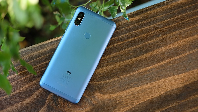 Thiết kế điện thoại Xiaomi Redmi Note 6 Pro