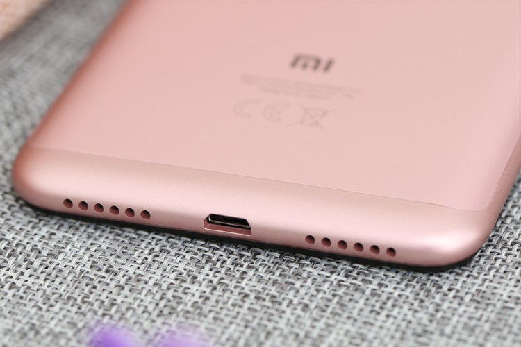 Điện thoại Xiaomi Redmi Note 6 Pro 32GB Màu Vàng Hồng